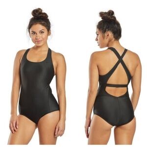 Nike Hydralock Racerback One Piece Swimsuit XL Black swim team Training Lap Swim
